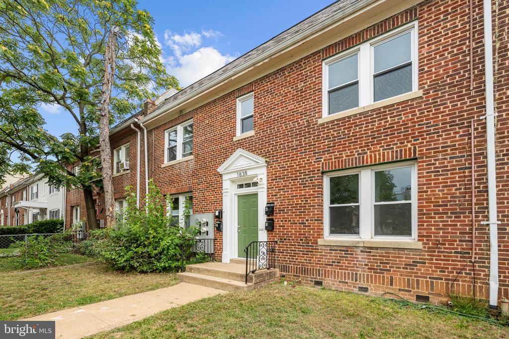 1838 C STREET SE Unit: 2