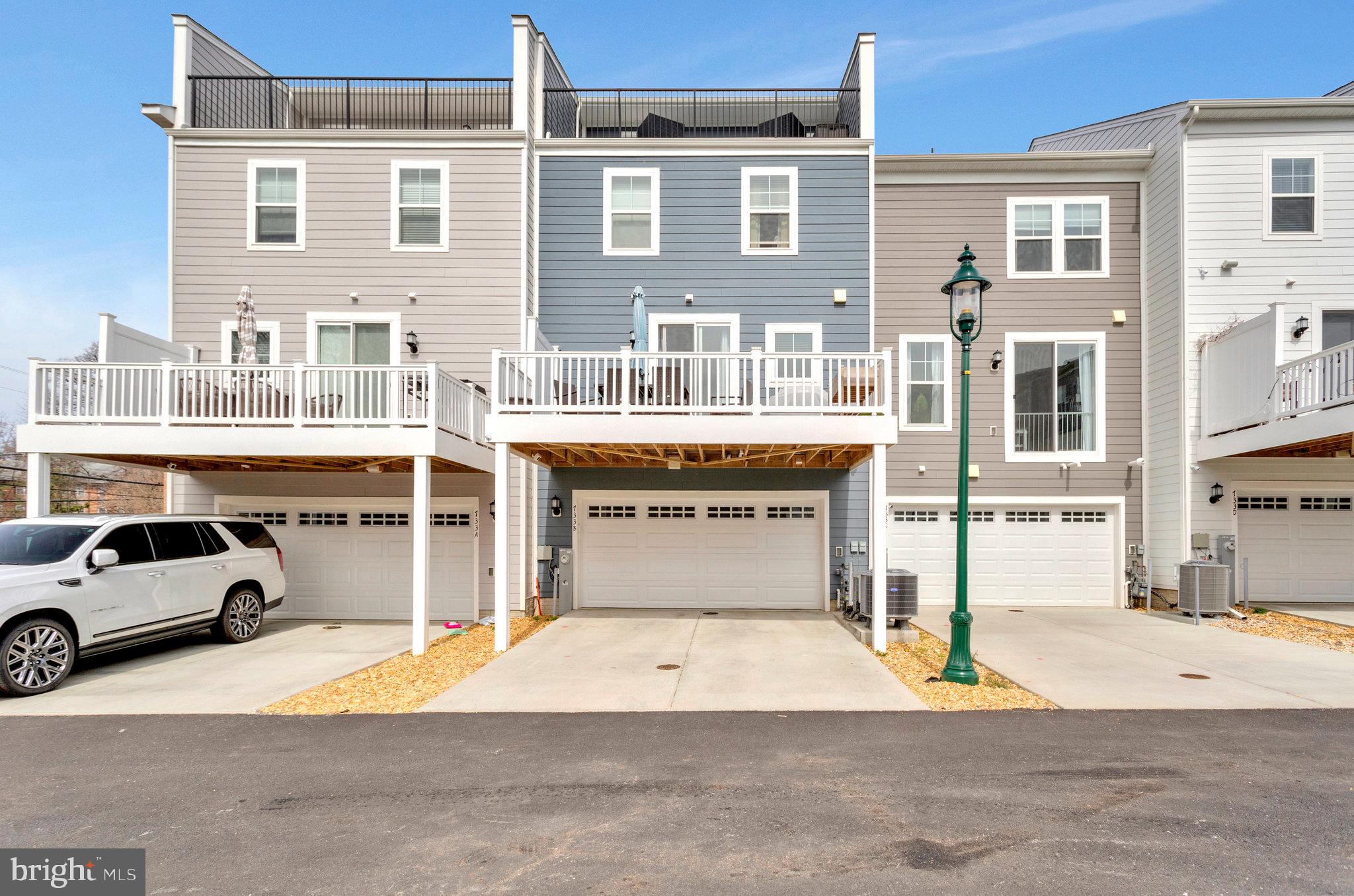 733 Annapolis Neck Rd #B
