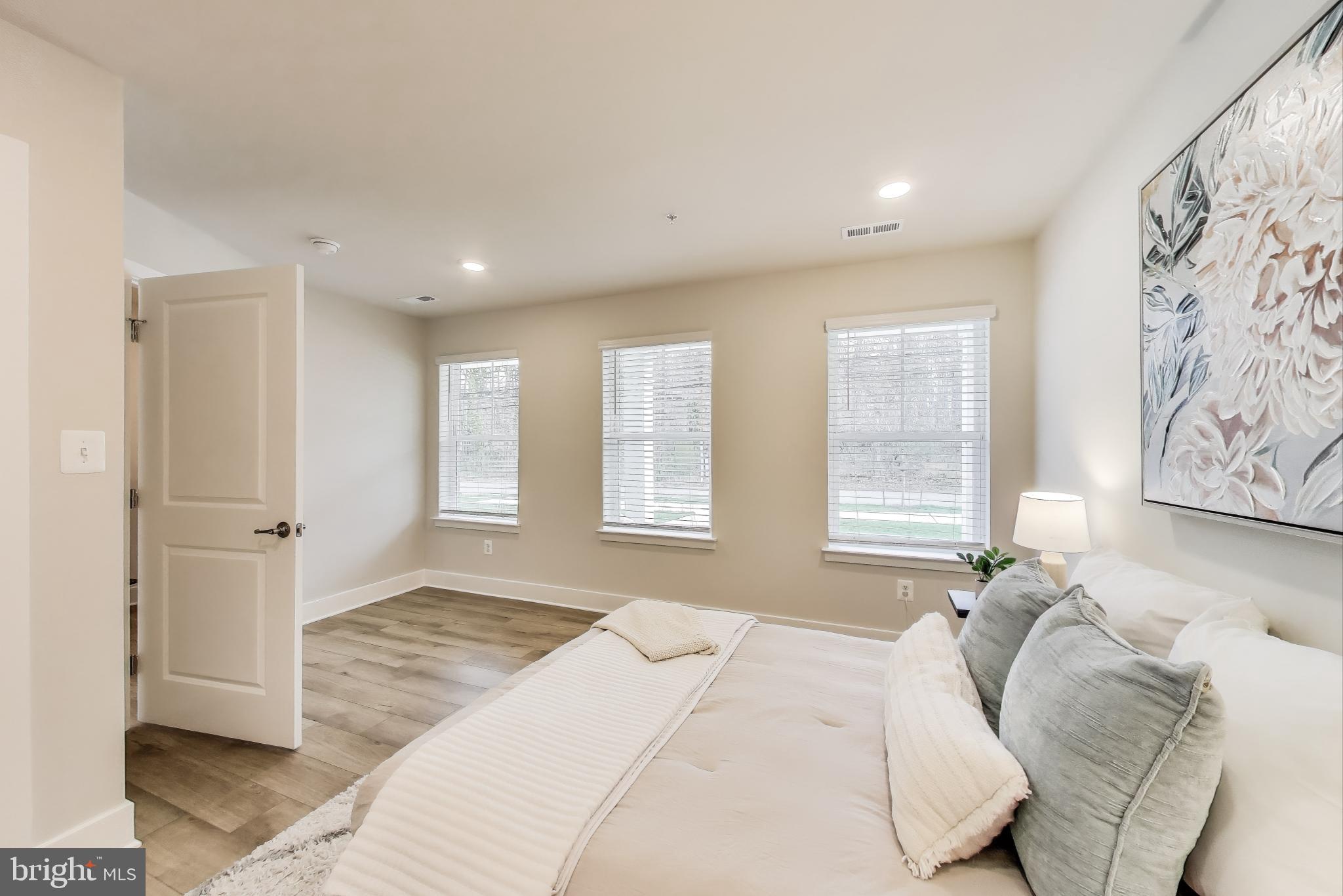 733 Annapolis Neck Rd #B