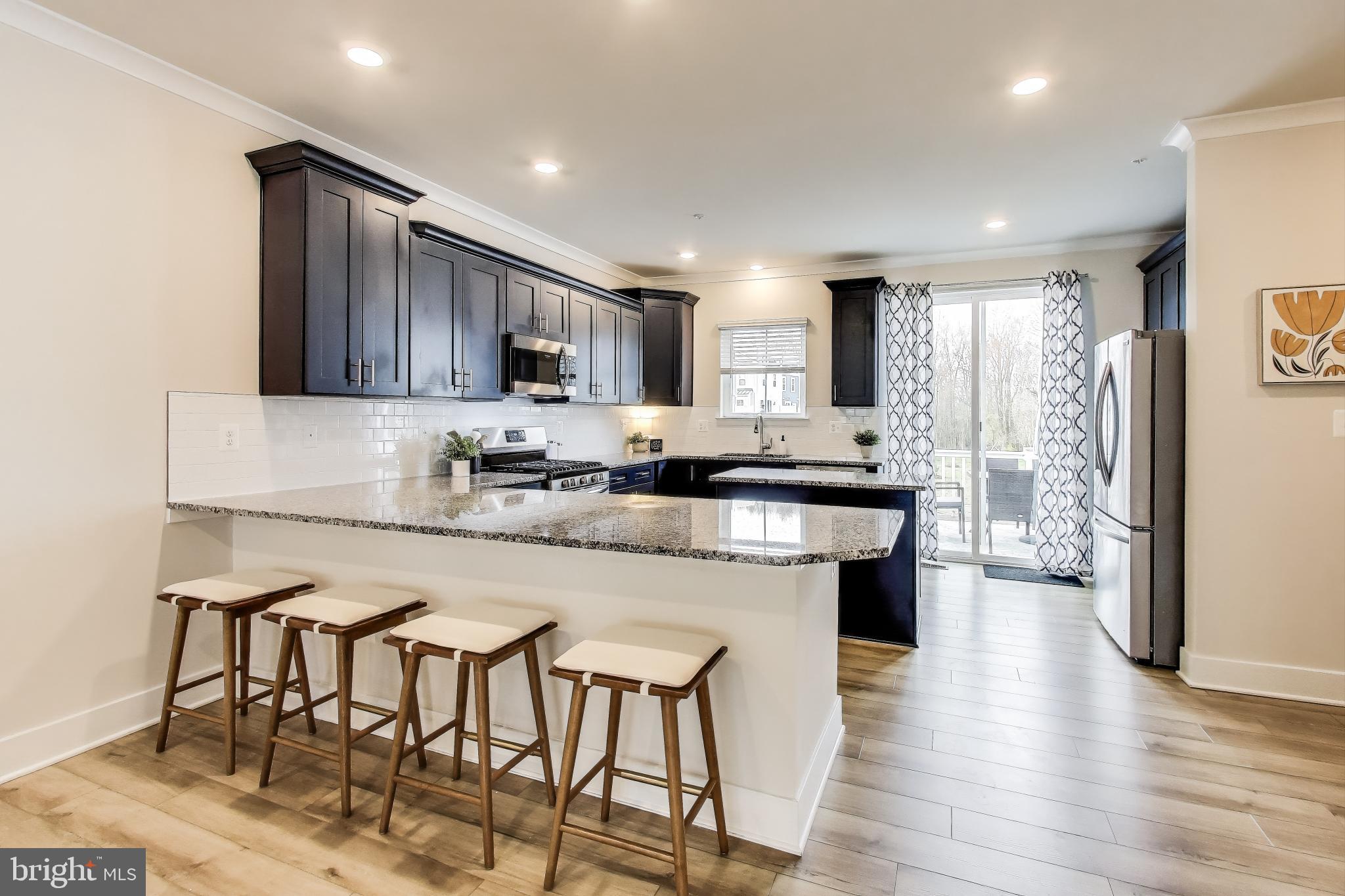 733 Annapolis Neck Rd #B