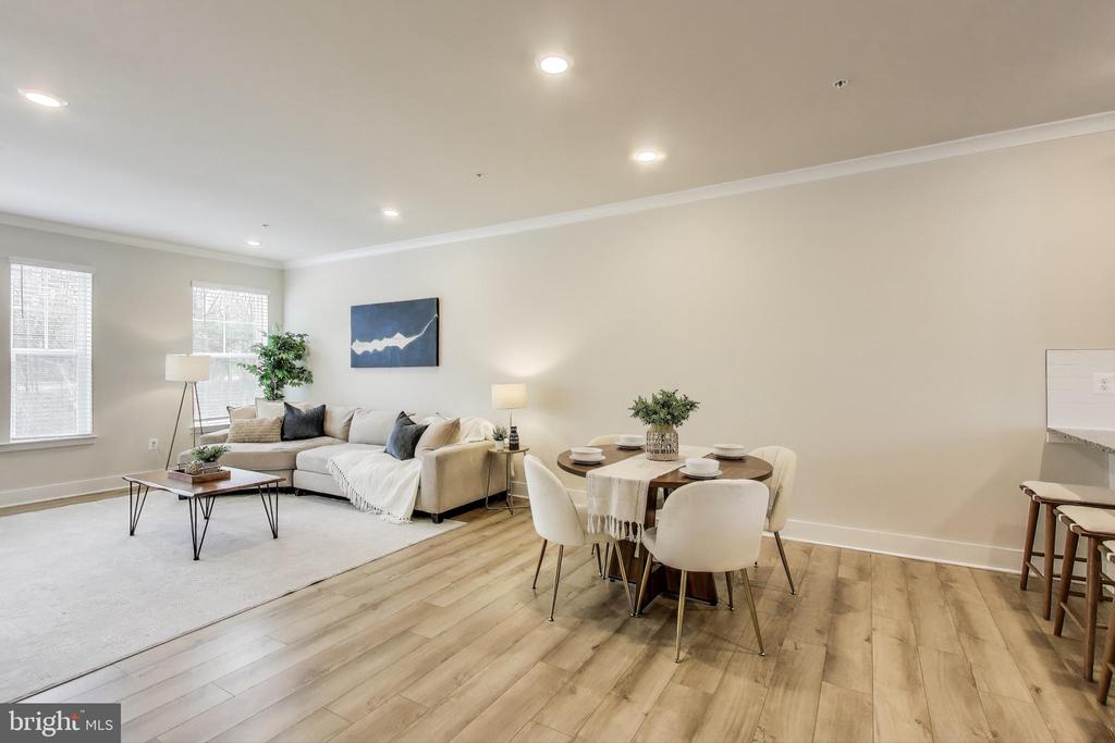 733 Annapolis Neck Rd #B