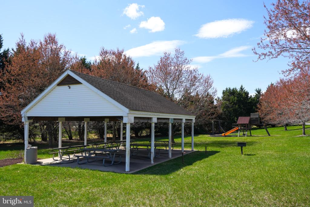 226 Pegasus Ct