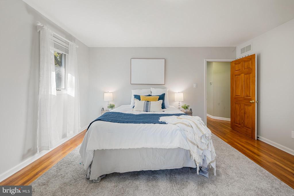 1114 BAY RIDGE ROAD