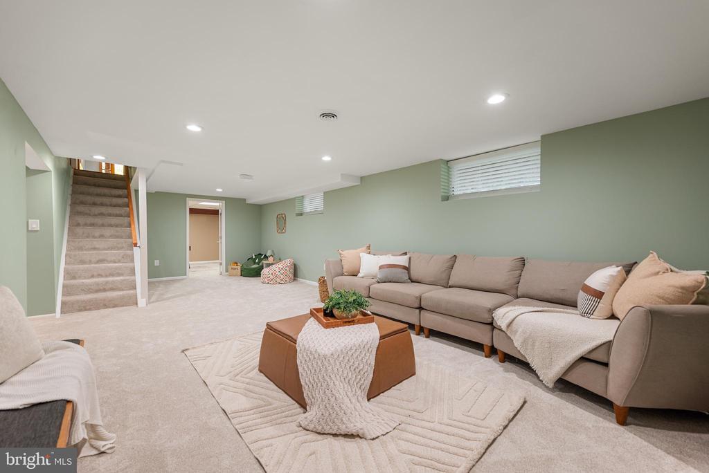 1114 BAY RIDGE ROAD