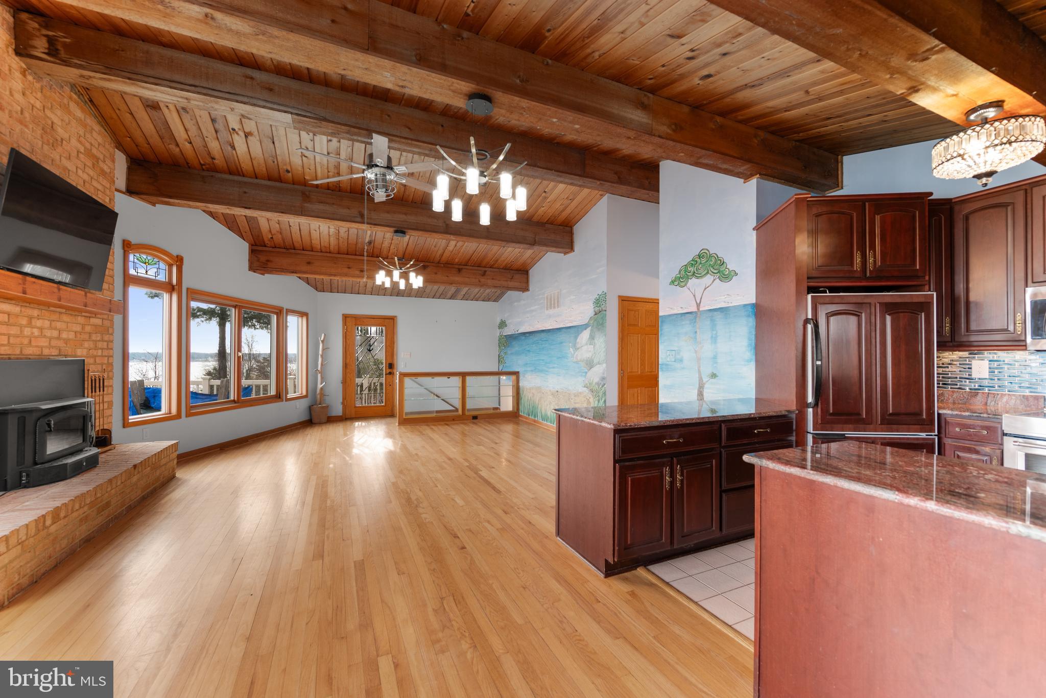 418 POINT MARY CIRCLE