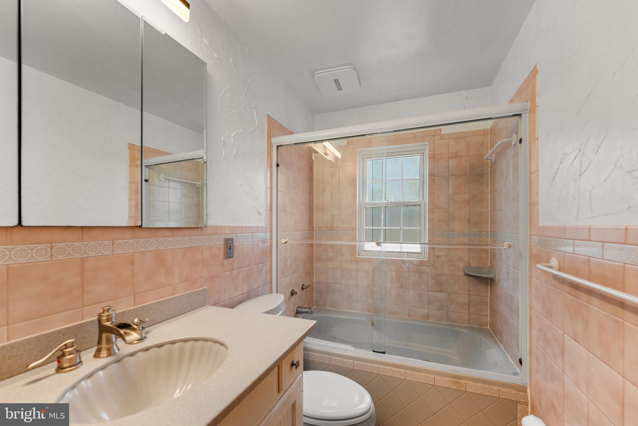 418 POINT MARY CIRCLE