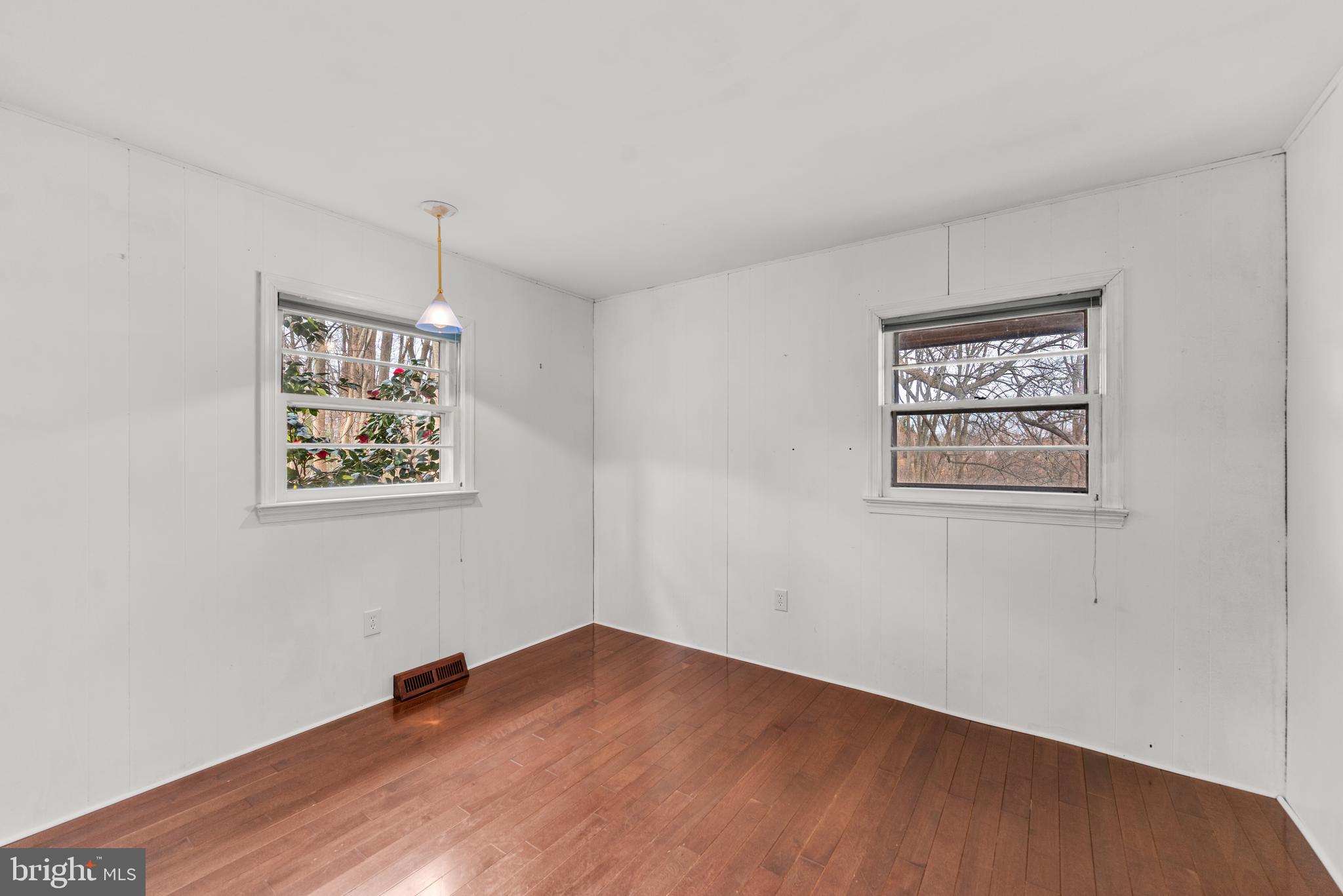 418 POINT MARY CIRCLE