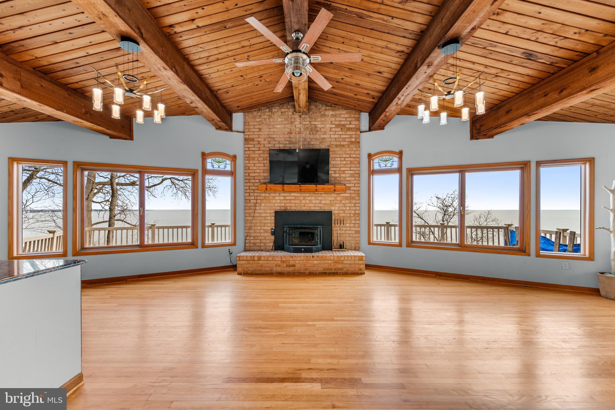 418 POINT MARY CIRCLE