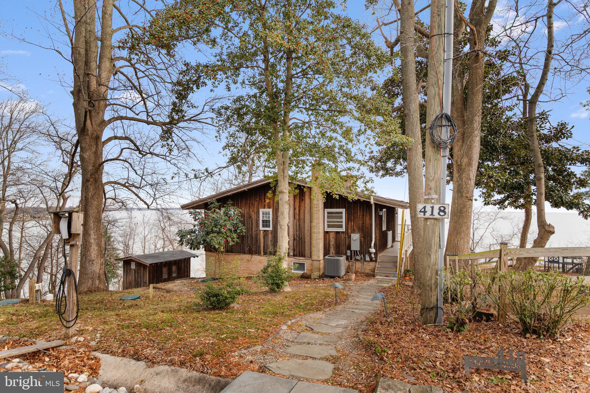 418 POINT MARY CIRCLE