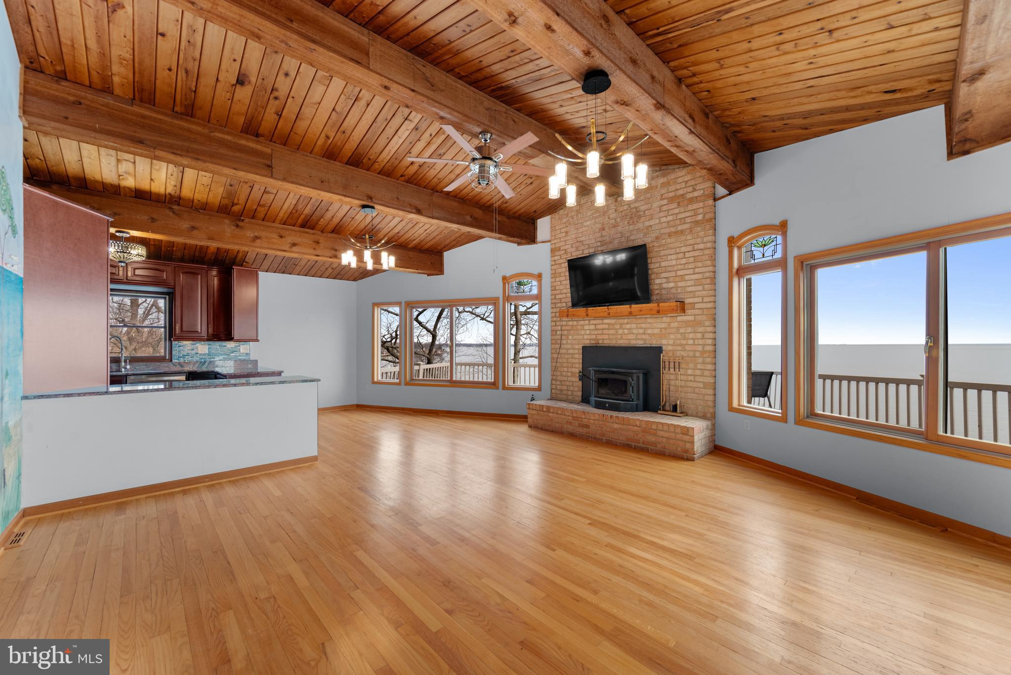 418 POINT MARY CIRCLE