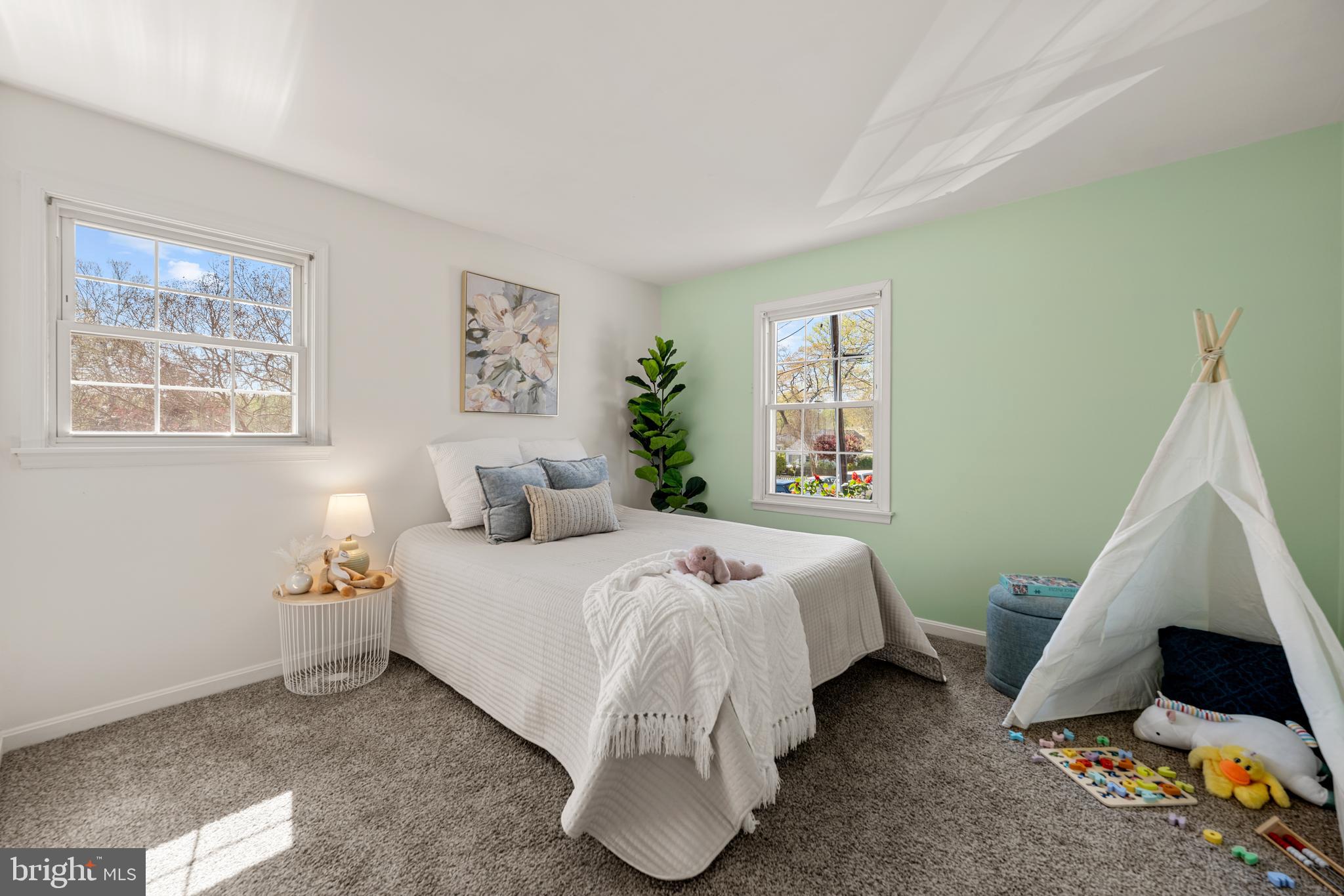 3319 MULBERRY STREET