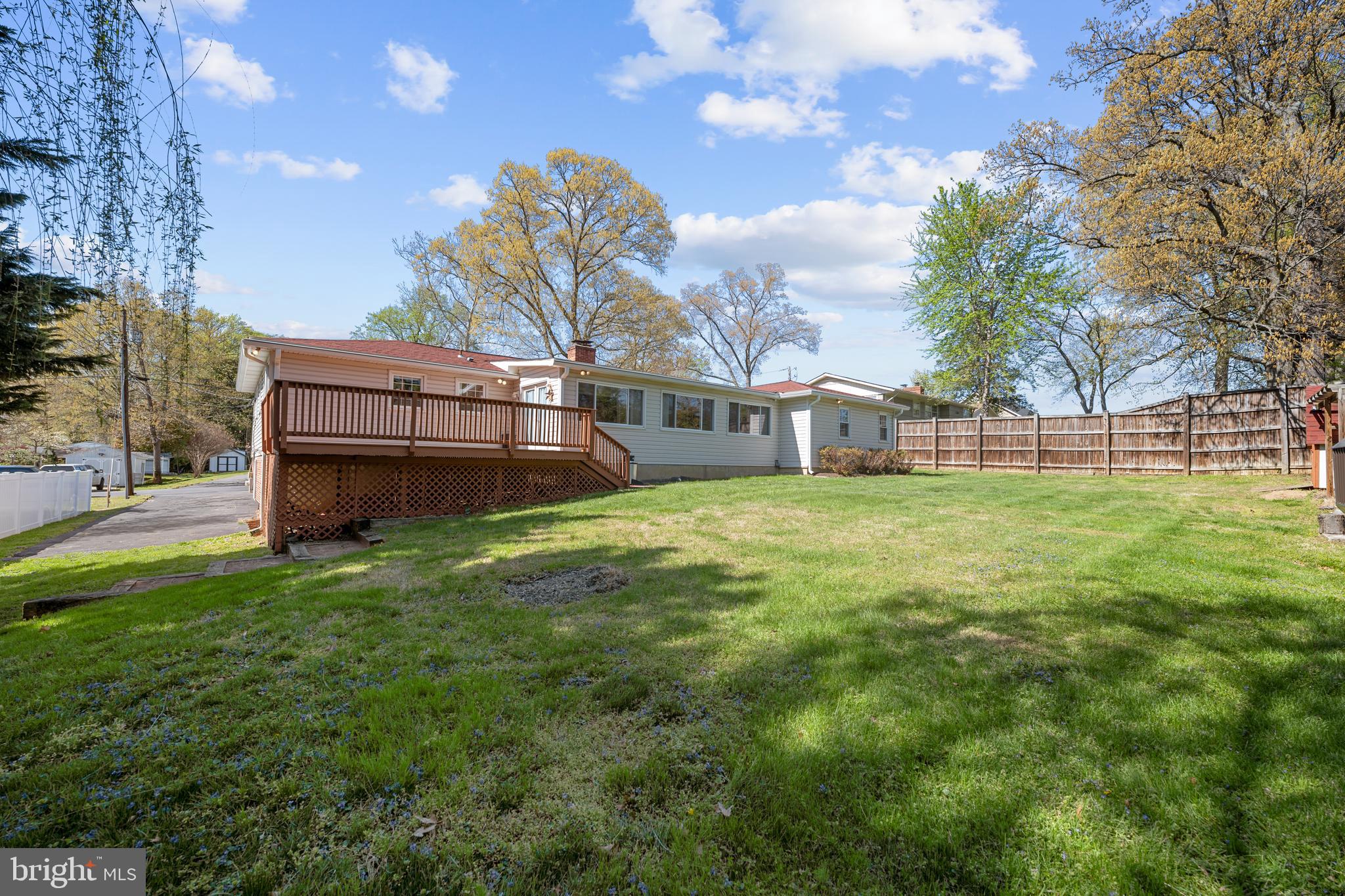 3319 MULBERRY STREET