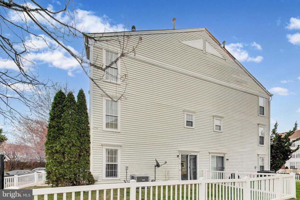 623 FORTUNE COURT