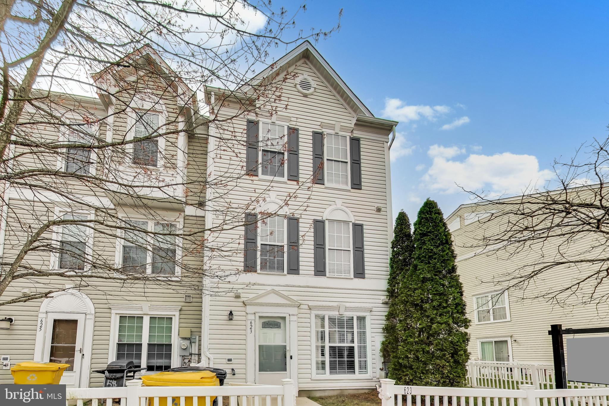 623 FORTUNE COURT