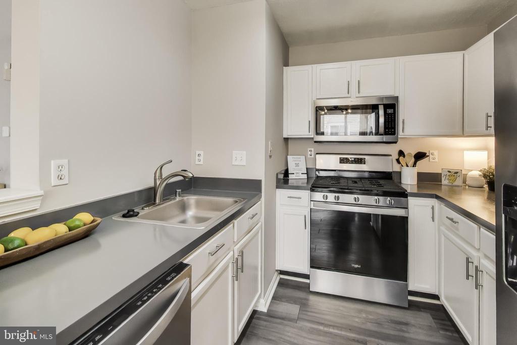623 FORTUNE COURT