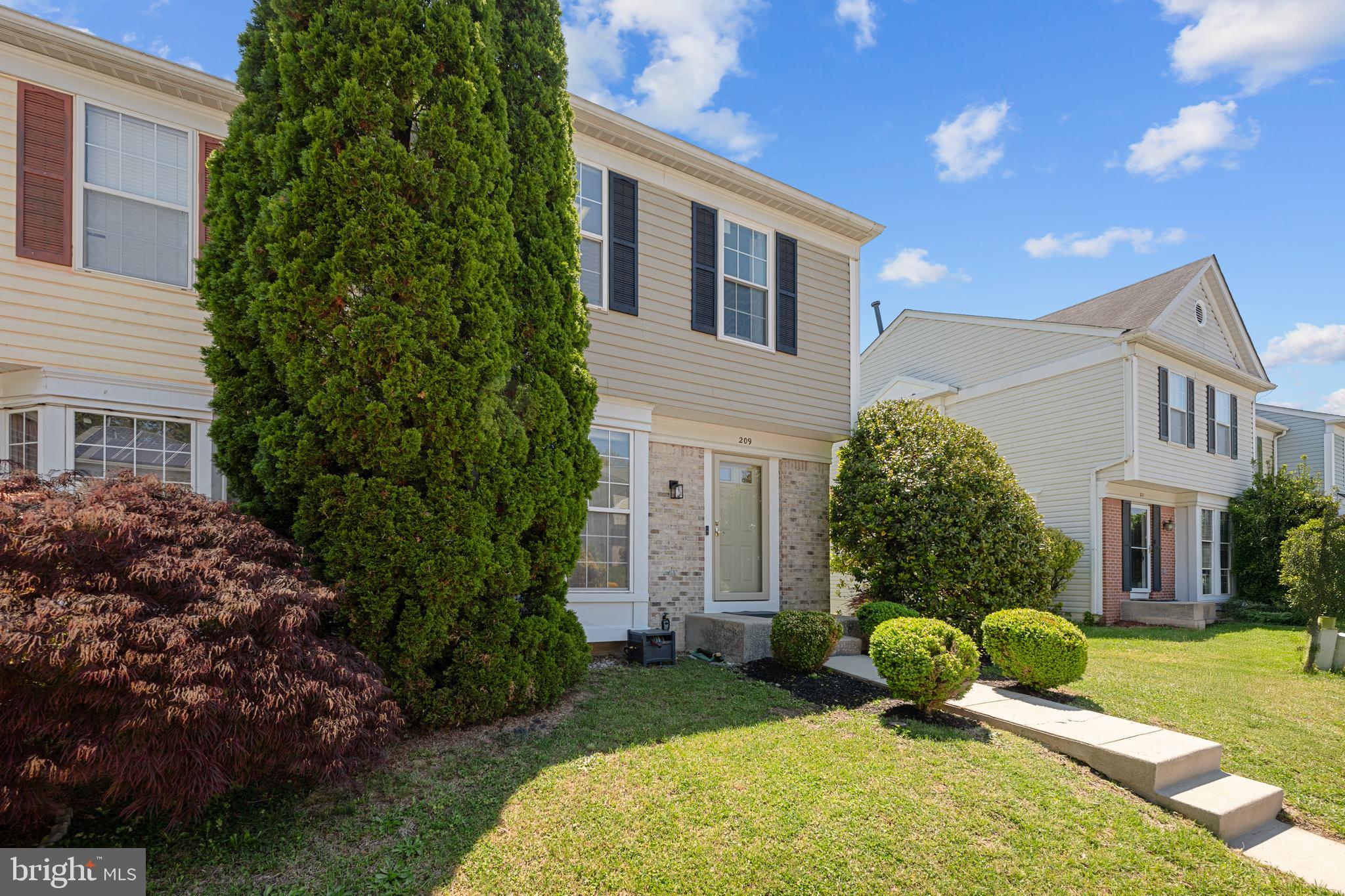 209 EDGE CREEK LANE