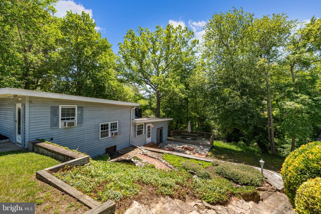 1262 ROCK HILL ROAD