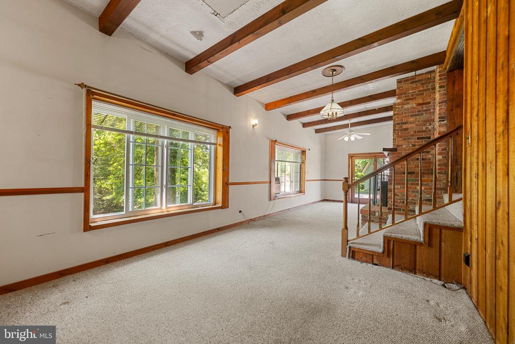 1262 ROCK HILL ROAD