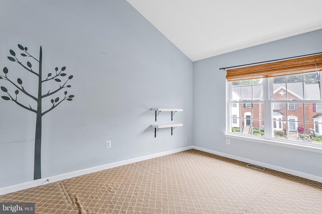 616 BELLERIVE COURT Unit: 85