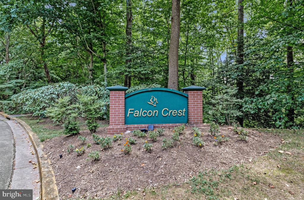 616 BELLERIVE COURT Unit: 85