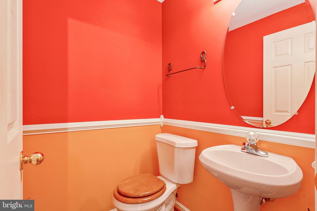 616 BELLERIVE COURT Unit: 85