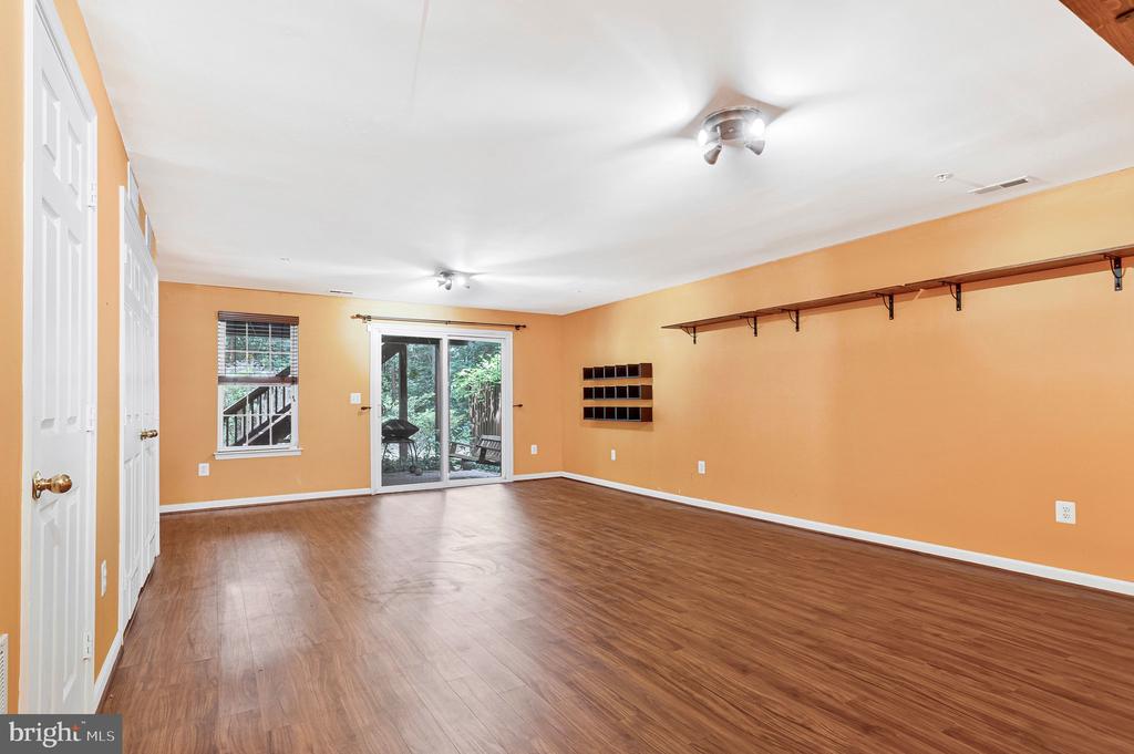 616 BELLERIVE COURT Unit: 85