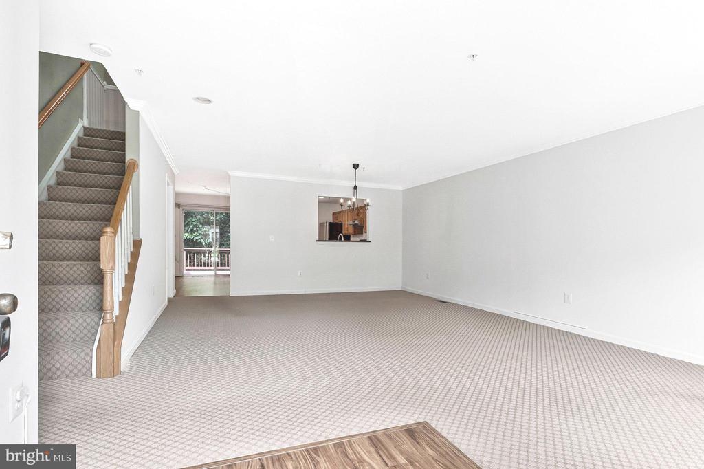 616 BELLERIVE COURT Unit: 85