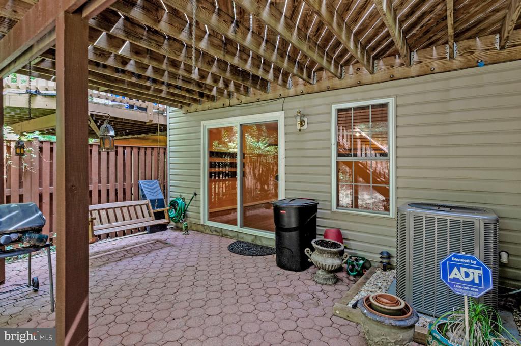 616 BELLERIVE COURT Unit: 85