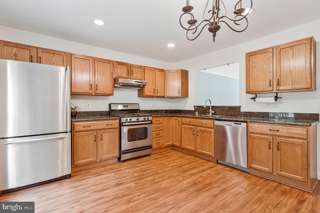 616 BELLERIVE COURT Unit: 85