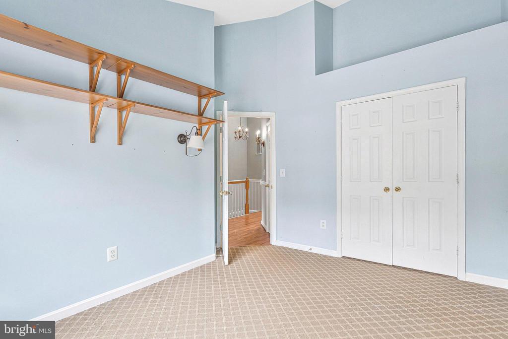 616 BELLERIVE COURT Unit: 85