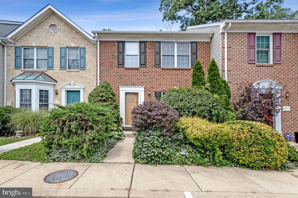 616 BELLERIVE COURT Unit: 85