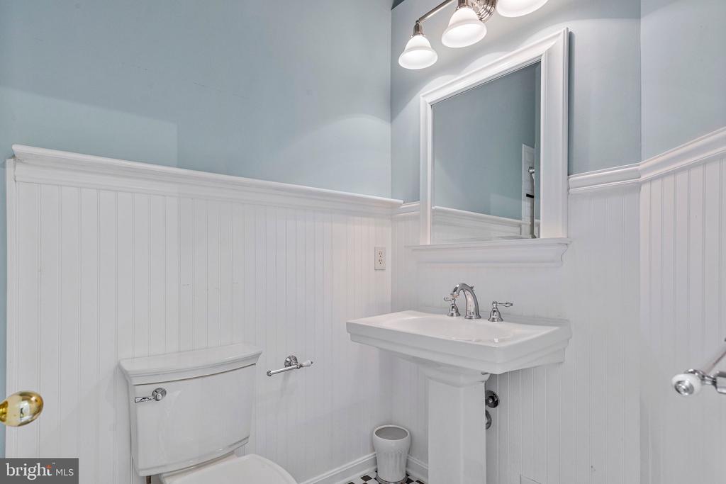 616 BELLERIVE COURT Unit: 85