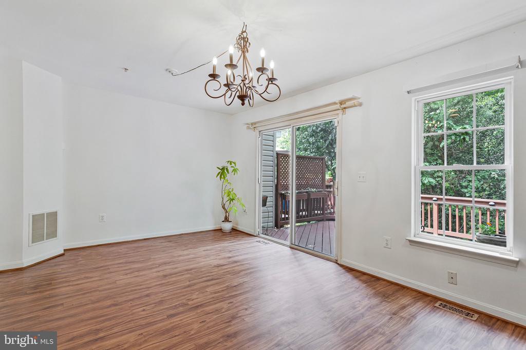 616 BELLERIVE COURT Unit: 85