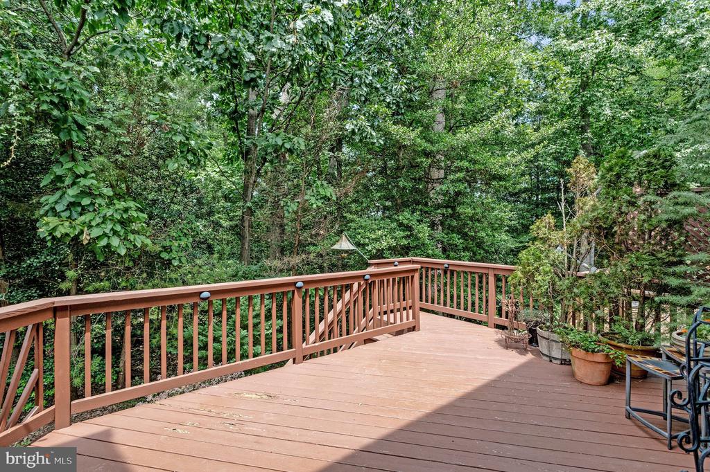 616 BELLERIVE COURT Unit: 85