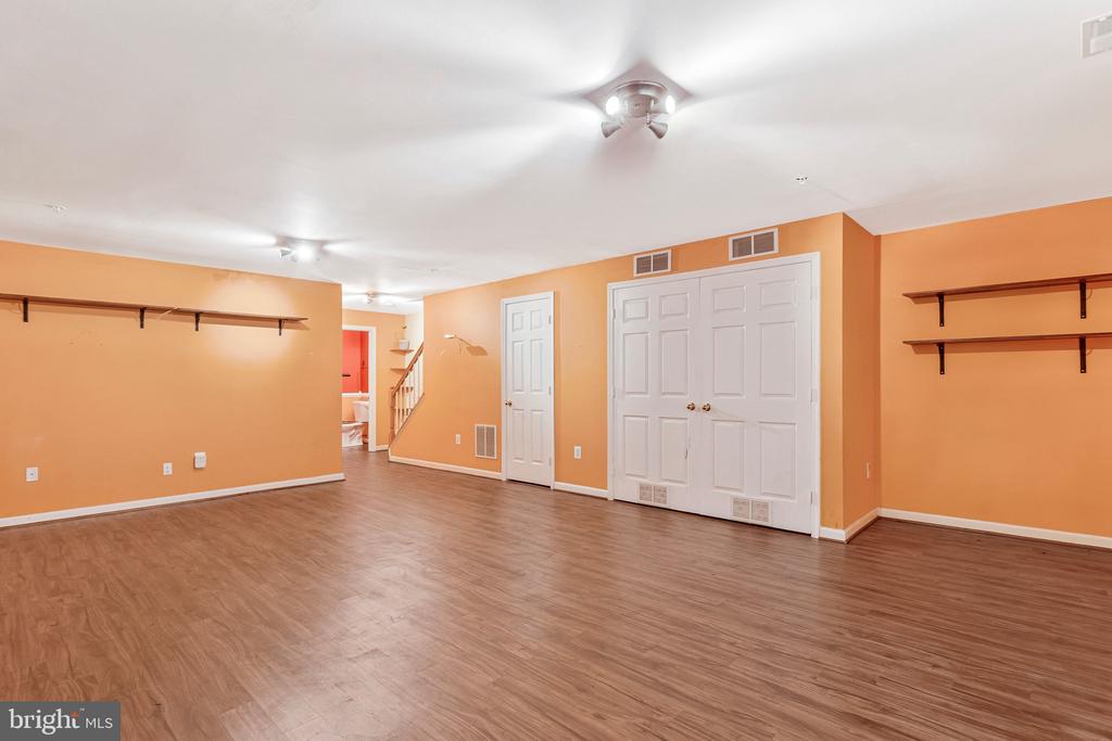 616 BELLERIVE COURT Unit: 85