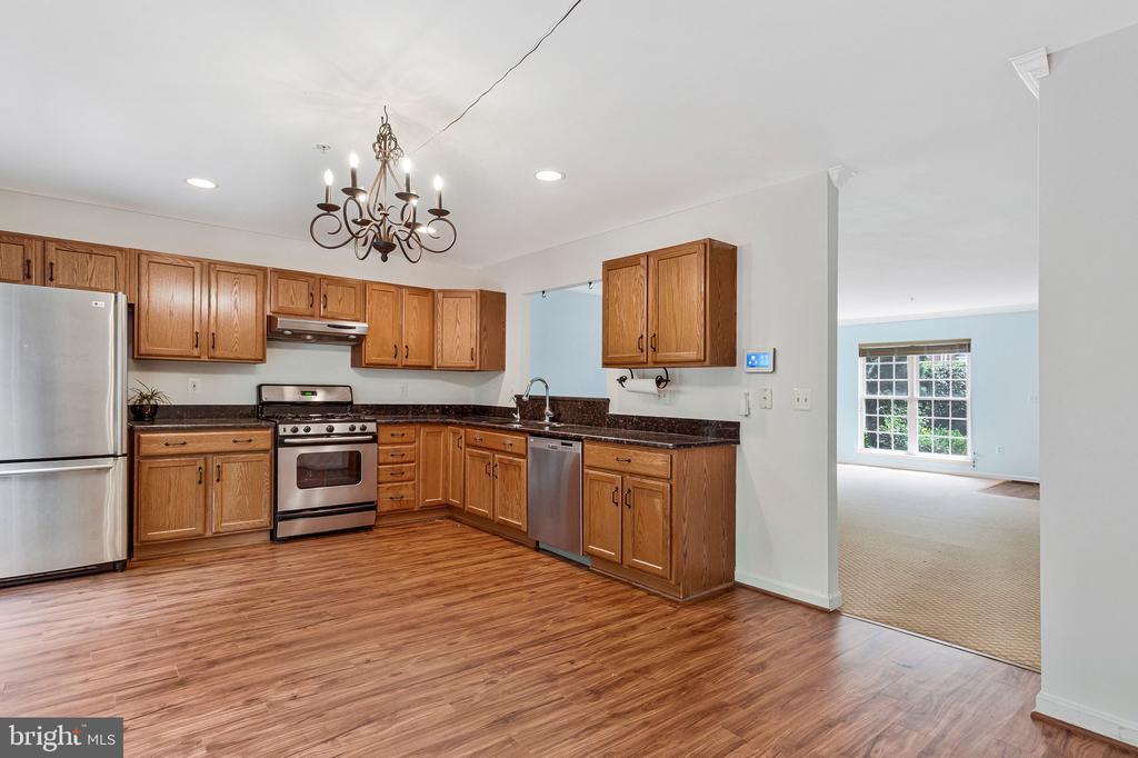 616 BELLERIVE COURT Unit: 85