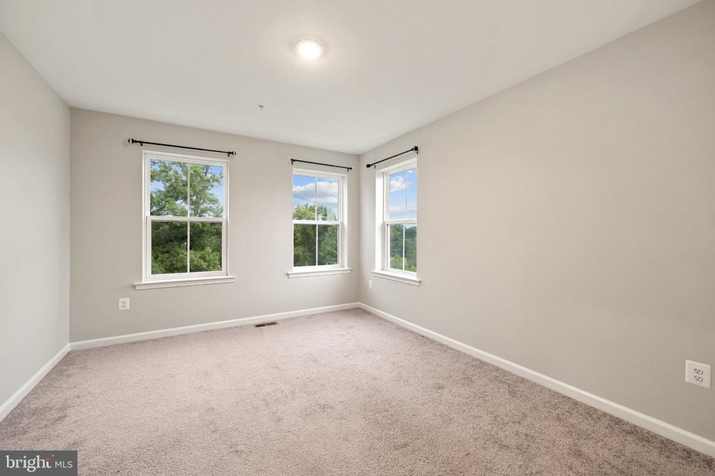 2802 WAVERLY CREEK LN Unit: 36