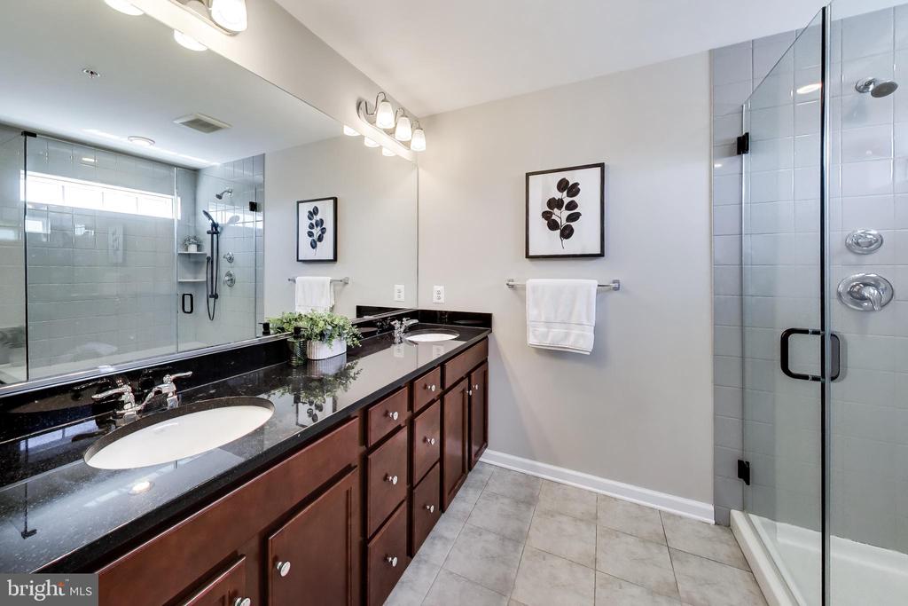 2802 WAVERLY CREEK LN Unit: 36