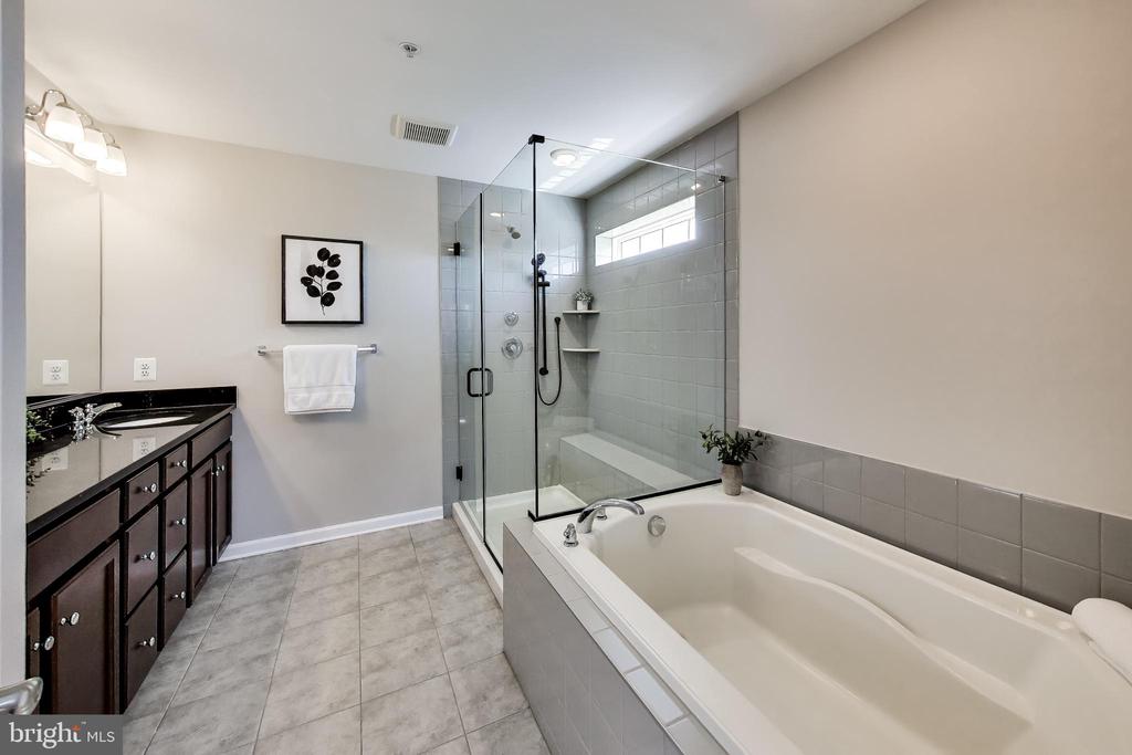 2802 WAVERLY CREEK LN Unit: 36