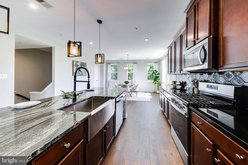 2802 WAVERLY CREEK LN Unit: 36