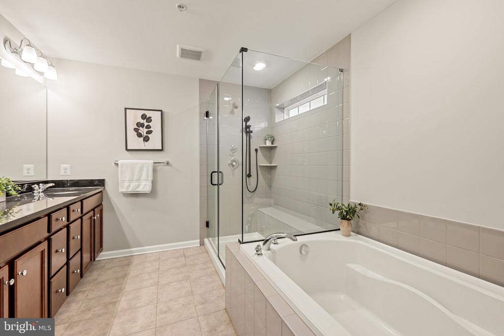 2802 WAVERLY CREEK LN Unit: 36