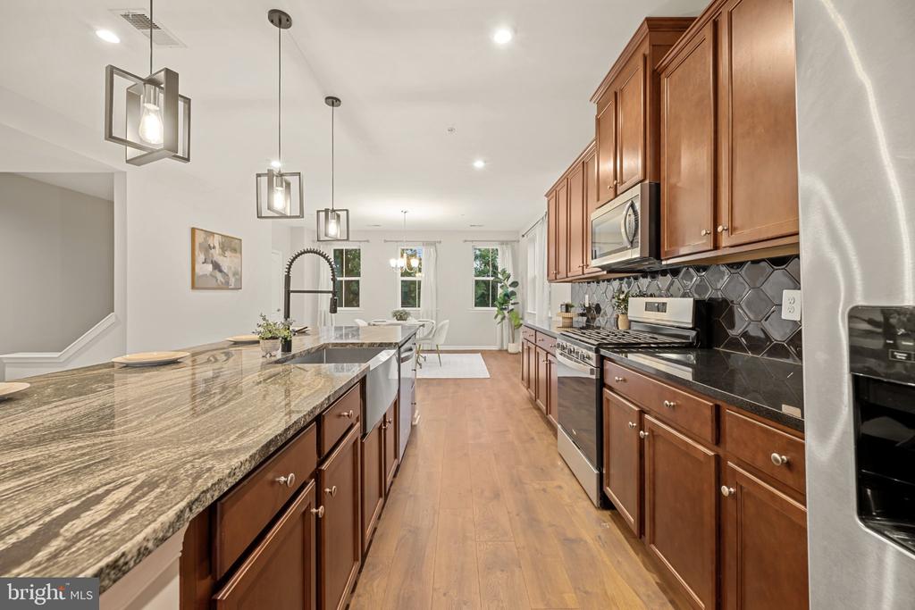 2802 WAVERLY CREEK LN Unit: 36