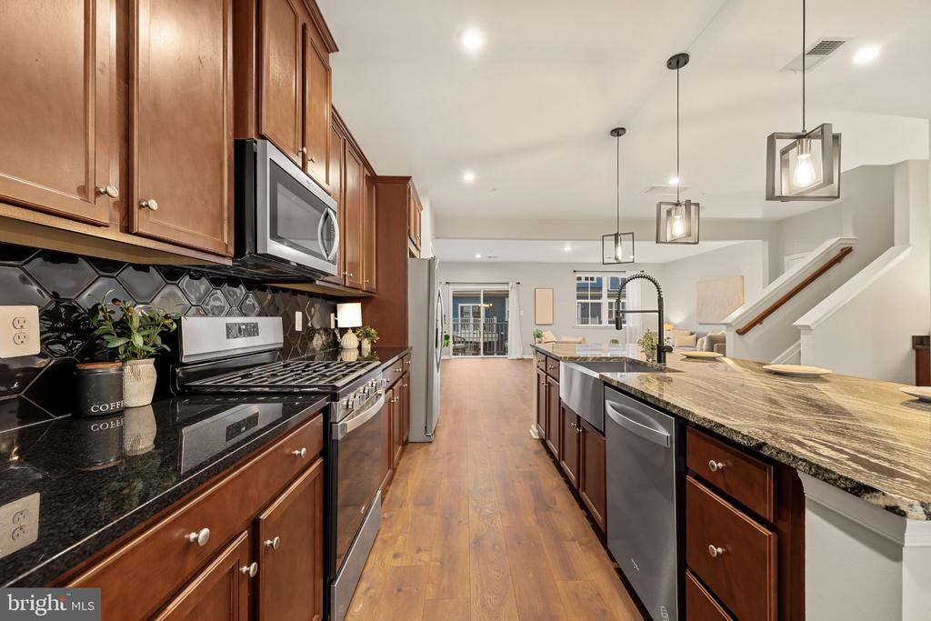 2802 WAVERLY CREEK LN Unit: 36