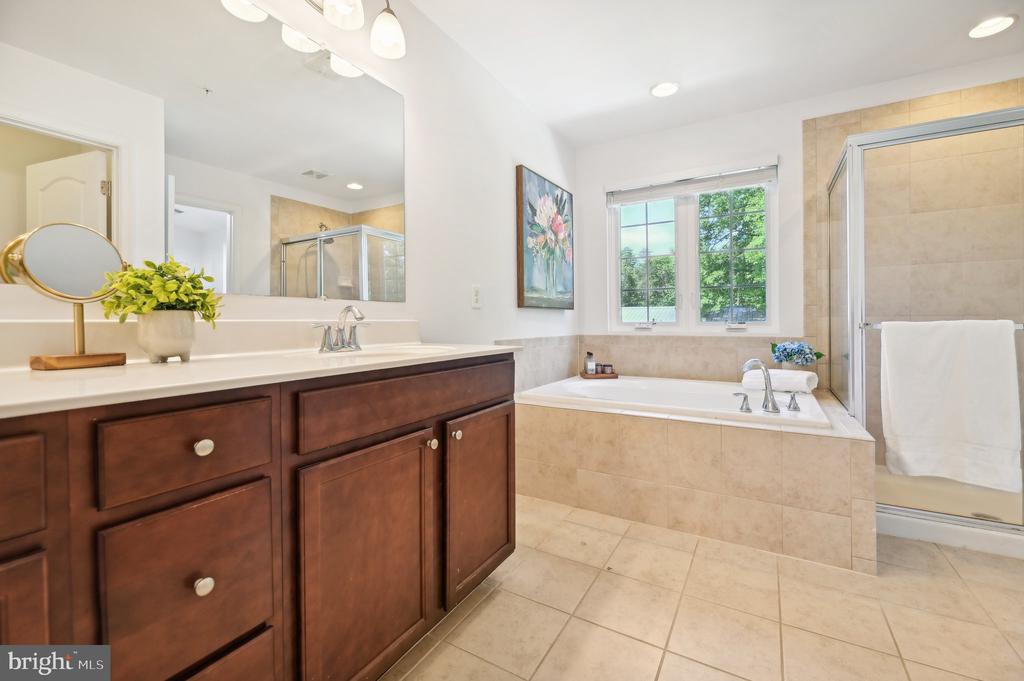 2734 Coppersmith Pl