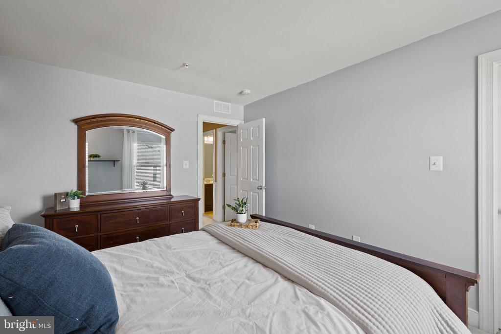 3105 Rendsburg Ct