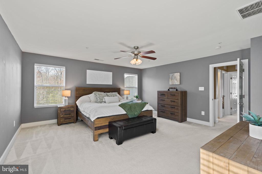 3105 Rendsburg Ct