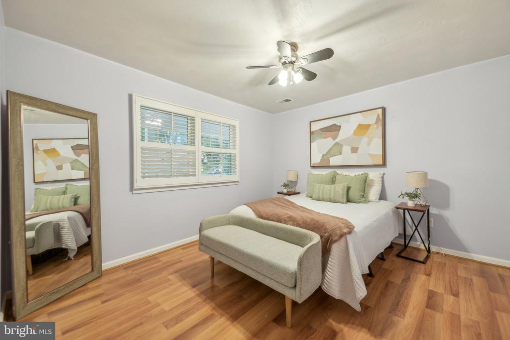 5311 Manorfield Rd