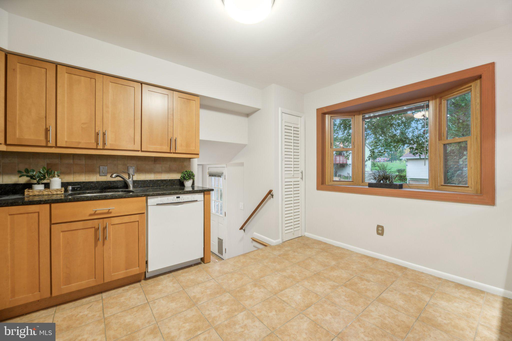 5311 Manorfield Rd