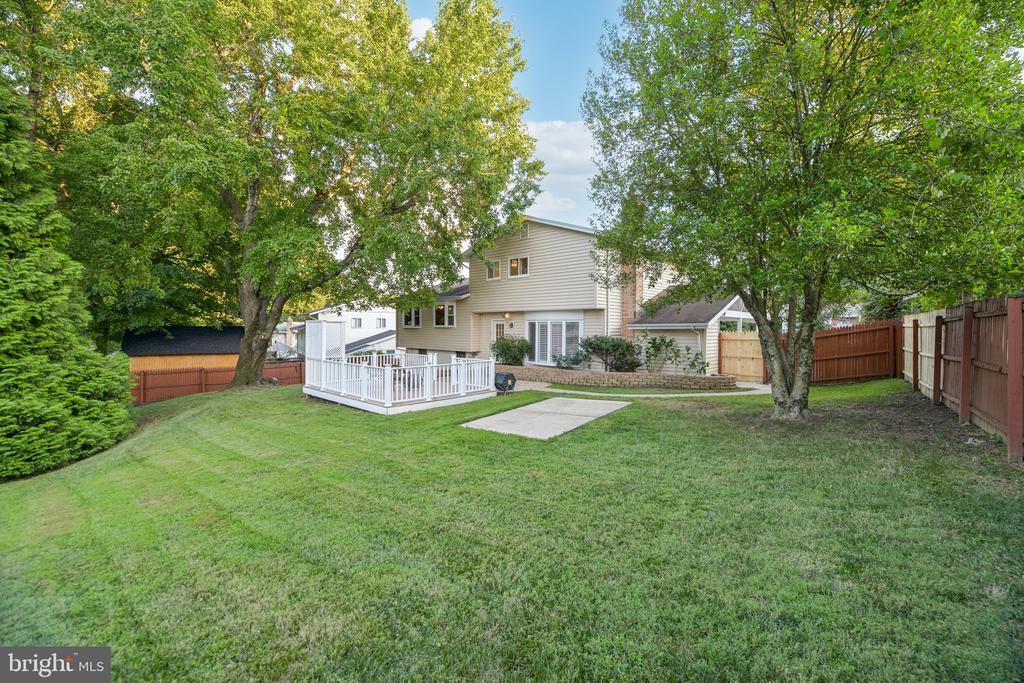 5311 Manorfield Rd