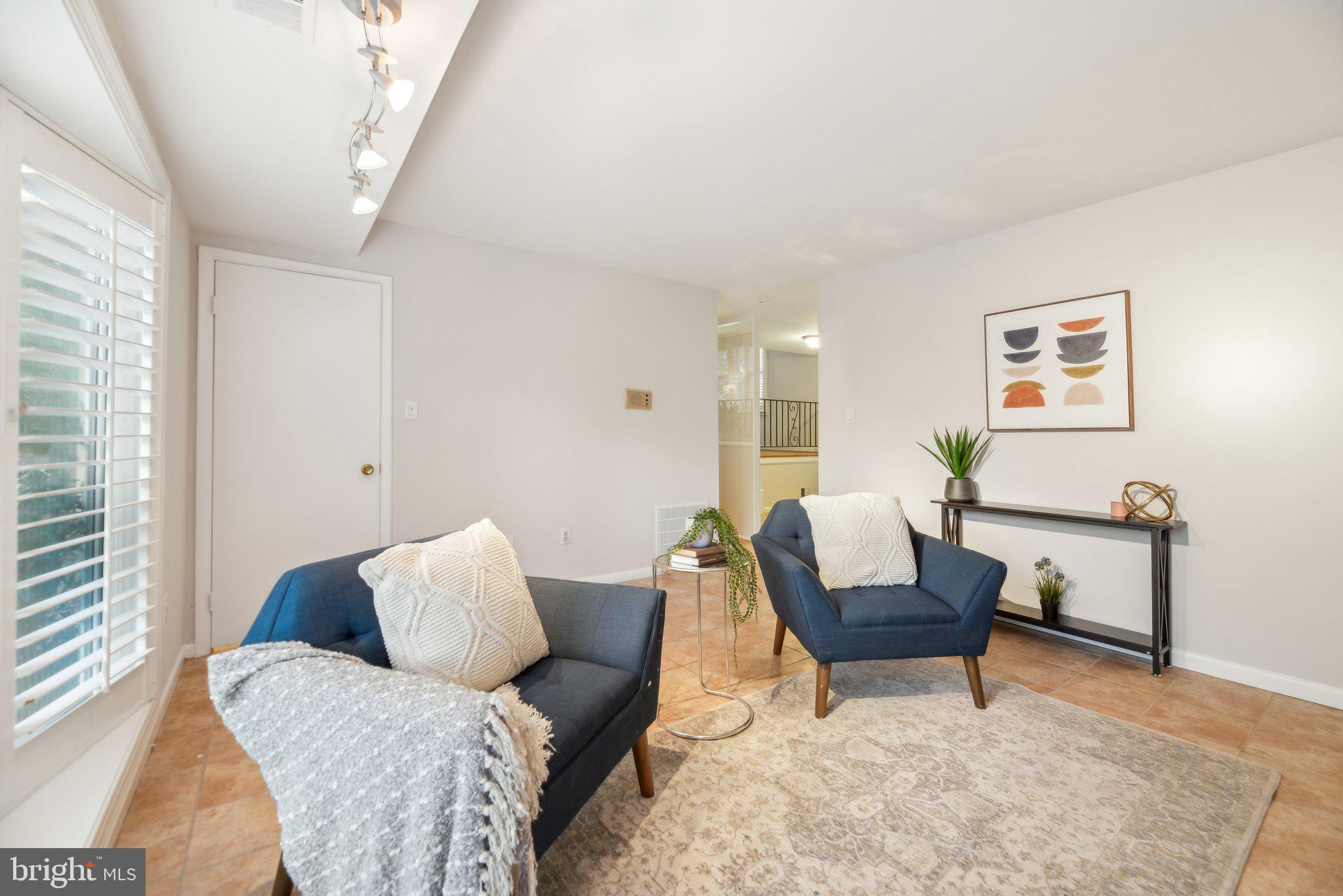 5311 Manorfield Rd